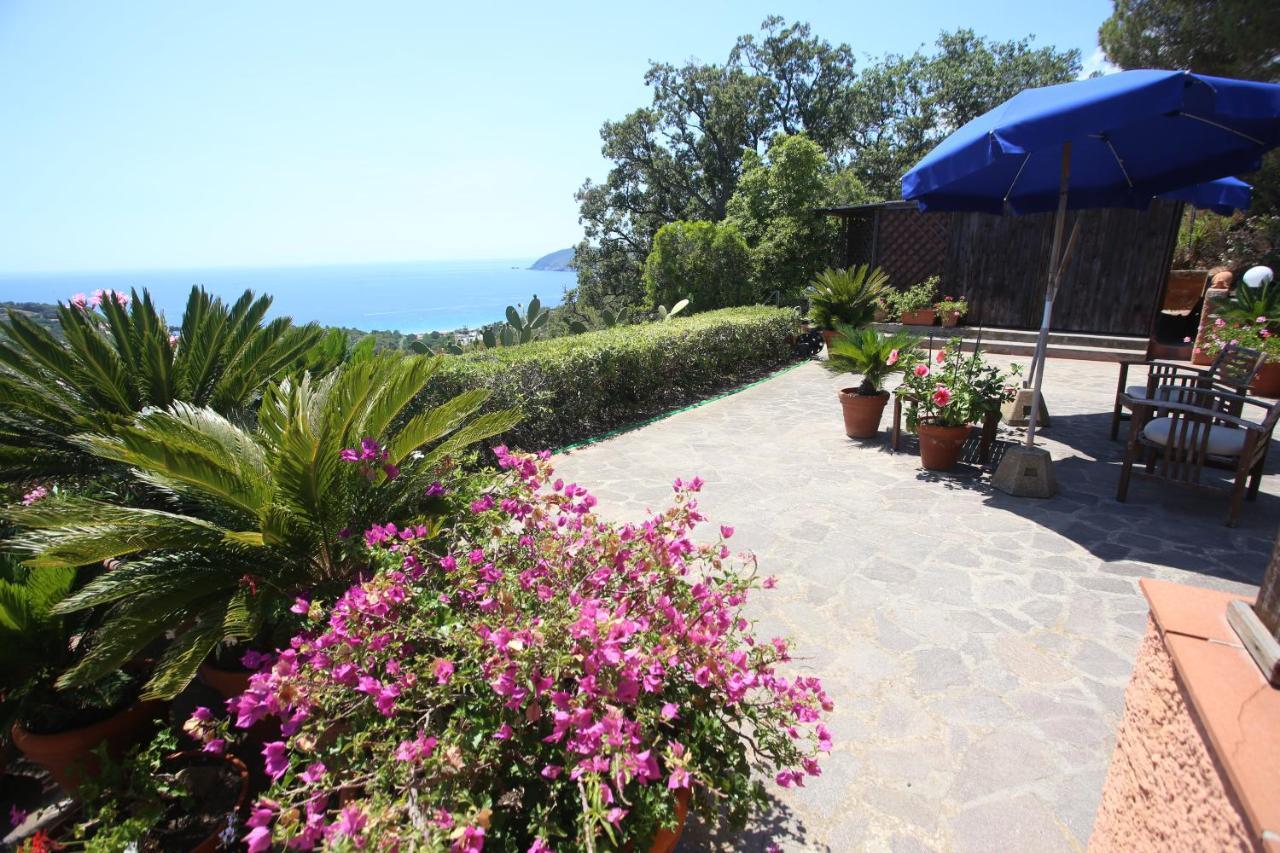 Ca' La Stella Sea-View Apartments Porto Azzurro Exterior photo