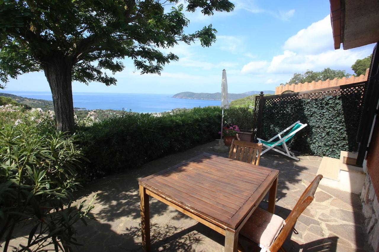 Ca' La Stella Sea-View Apartments Porto Azzurro Exterior photo